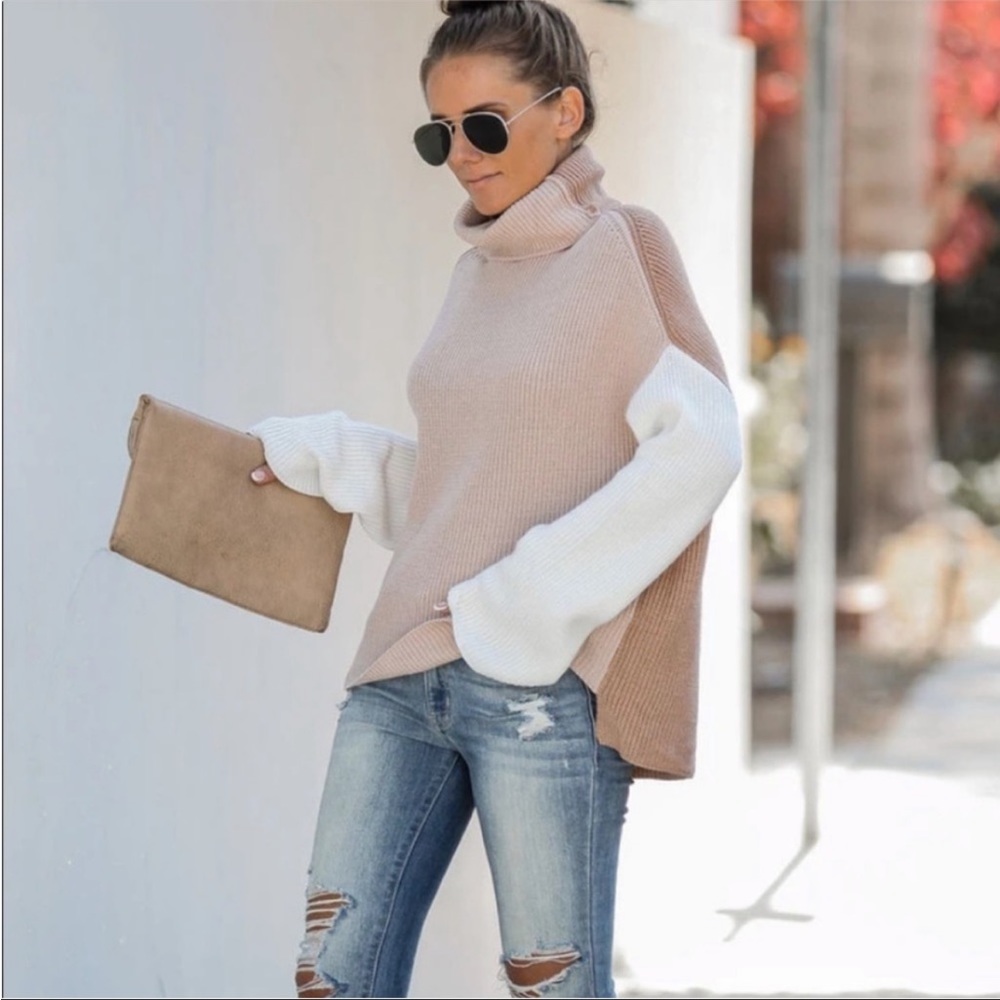 VICI JOYOUS OCCASION COLORBLOCK TURTLENECK SWEATER